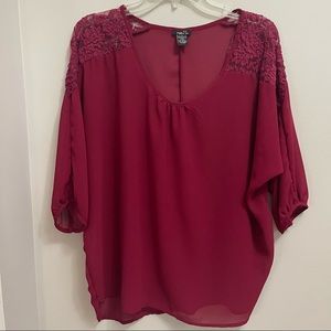 Women’s Rue 21 burgundy blouse size L